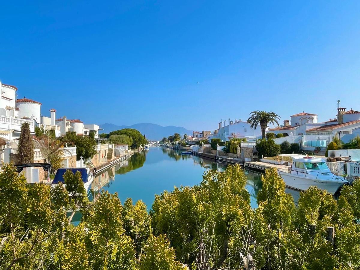 Apartamento Vistas Al Mar Aire Acondicionado Wifi Empuriabrava Exteriér fotografie